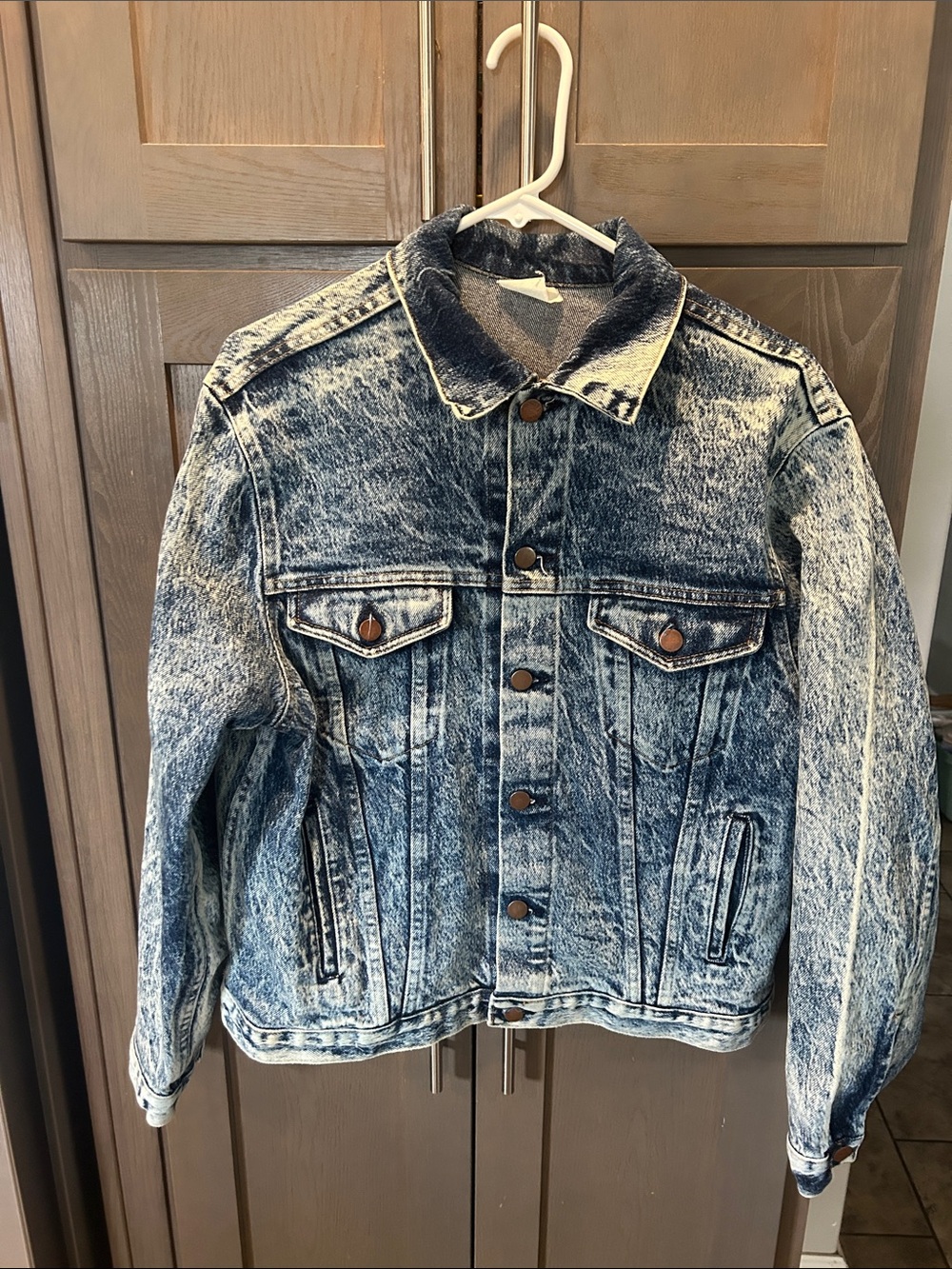 Bristol Blue  Acid-Wash Blue Denim Jacket - Lightweight Trucker Style Unisex